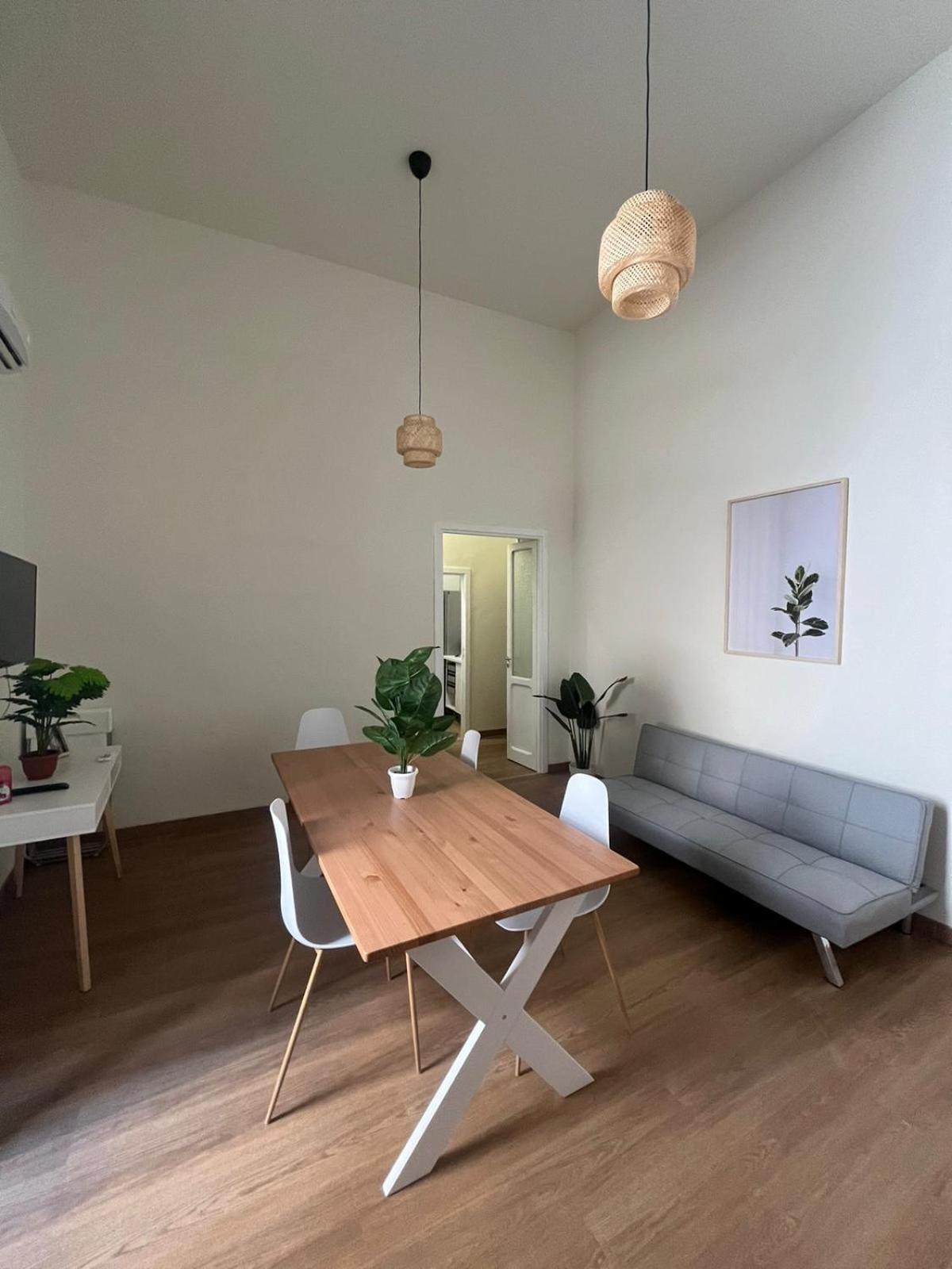 Ferienwohnung Cozy Historical Flat Napoli Exterior foto